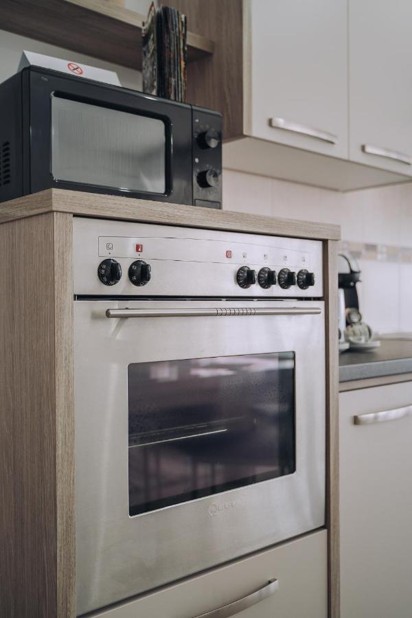 Class Deluxe Apartments Oradea Buitenkant foto
